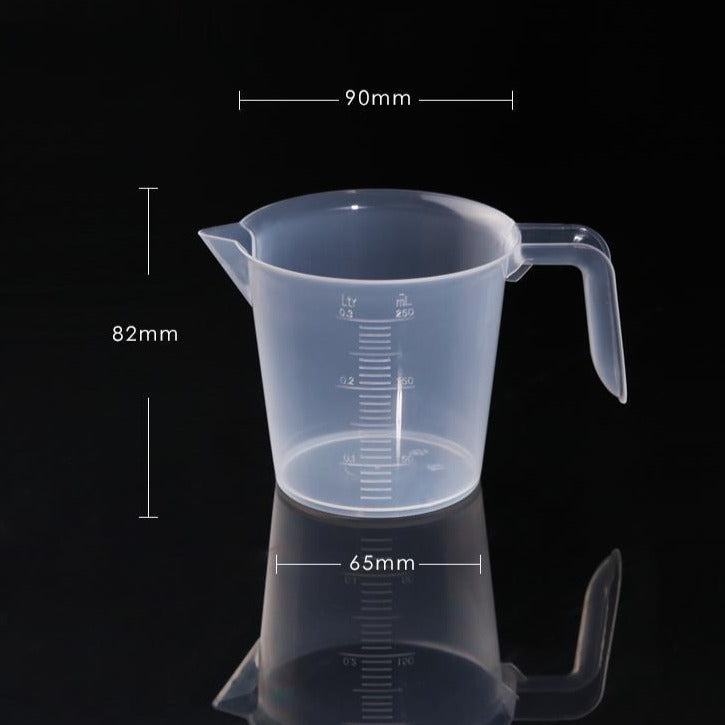 TOOINKCV 3 Pz Misurino in Plastica, Misurini Graduati 250 ml 500 ml 1000 ml, Misurino Graduati Riutilizzabile, Bicchiere Graduato, Misurino Dosatore Bicchieri per Laboratorio Scientifico Panetteria TOOINKCV 3 Pz Misurino in Plastica, Misurini Graduati 250 ml 500 ml 1000 ml, Misurino Graduati Riutilizzabile, Bicchiere Graduato, Misurino Dosatore Bicchieri per Laboratorio Scientifico Panetteria